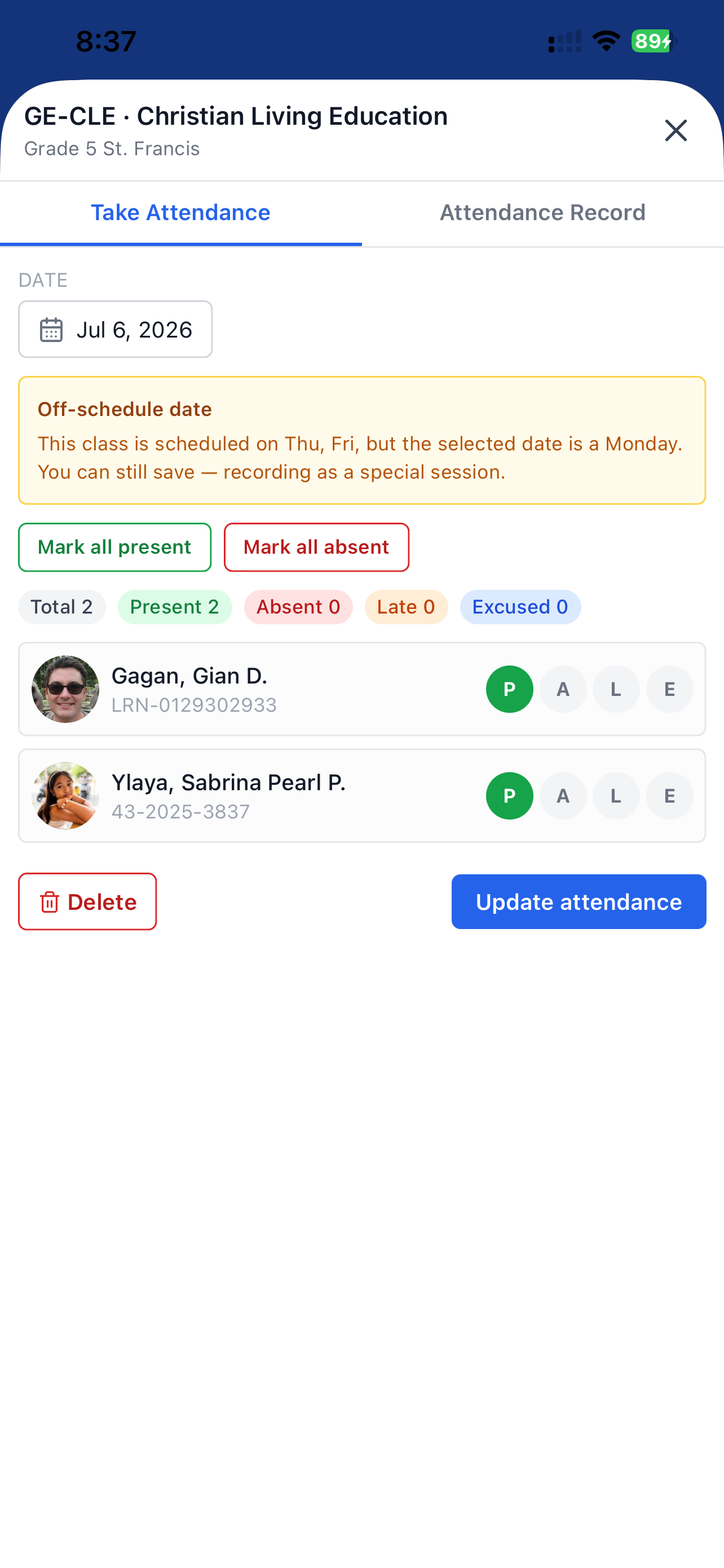 School Management app — documents screen